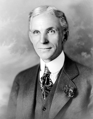 390px-Henry_ford_1919