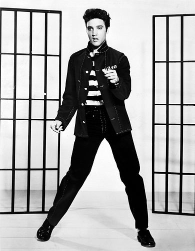 390px-Elvis_Presley_promoting_Jailhouse_Rock