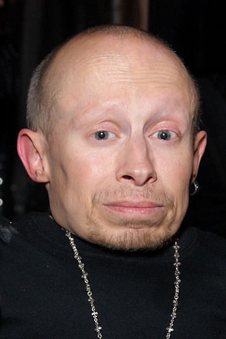 330px-Verne_Troyer_%282009%29