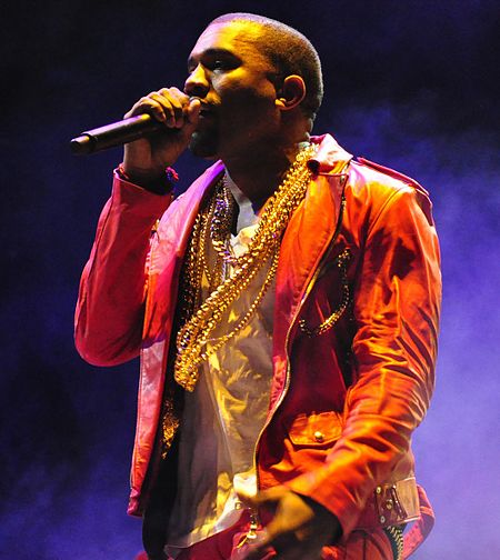 450px-Kanye_West_Lollapalooza_Chile_2011_2